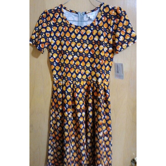 Lularoe Women’s Size Med Amelia Dress Fit & Flare Black Mustard Red Floral(Tulip - Picture 3 of 16